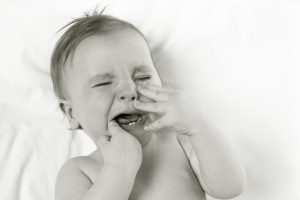 жар у ребенка во время роста молочных зубок