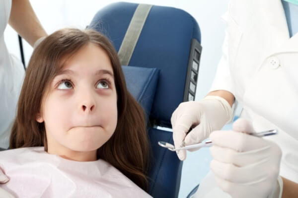 Почему не растут новые зубы у детей