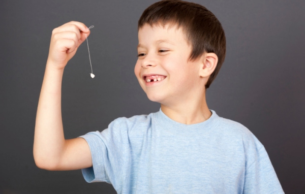 Удаление молочных зубов у детей показания