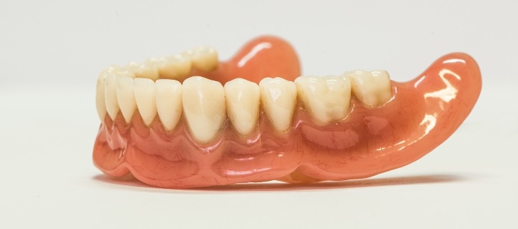 нейлоновые зубные протезы отзывы владельцев