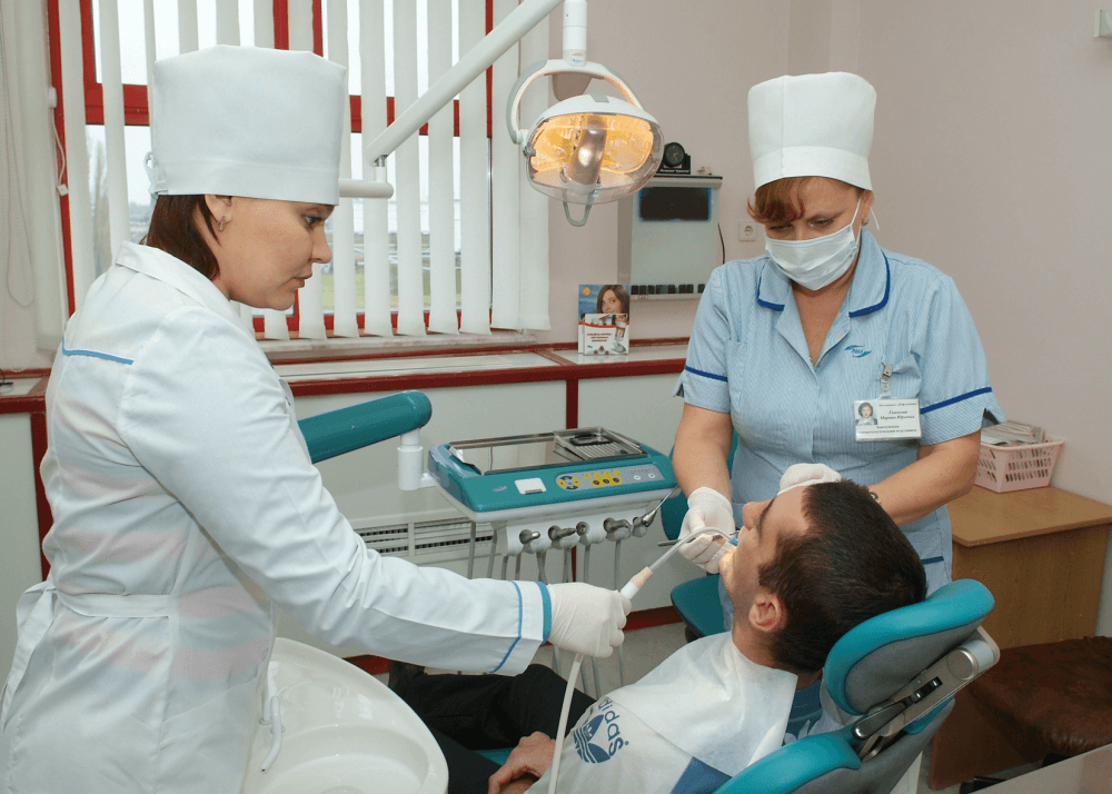 операция резекции верхушки корня зуба