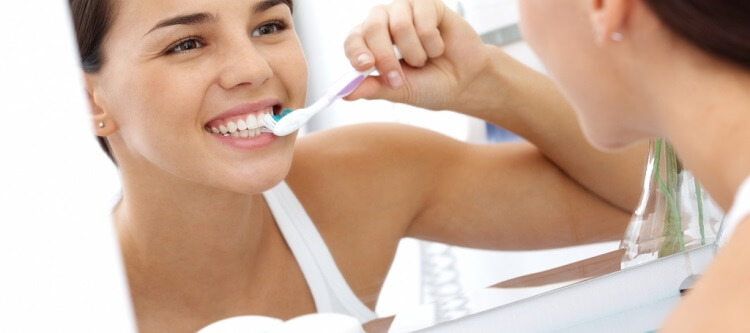 Отбеливающий зубной порошок польза и вред thumbnail