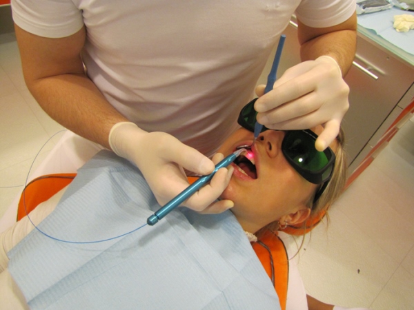 Методы воздействия при физиотерапии зубов