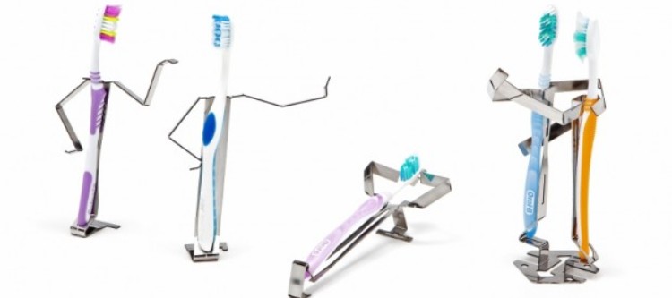 держатель для электрических и простых зубных щеток